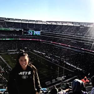 Meet your Posher, Vanessa